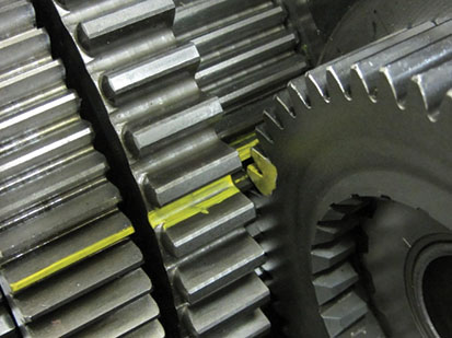 _Graphics/Web/TRSM0970_Main Case Counter Shaft Installation 10.jpg